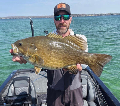 Travis Manson Talks Smallmouth Fishing in Lake Ontario & St. Lawrence River - Hooked EP17